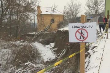 Žiželice na Žatecku ohrožuje sesuv svahu