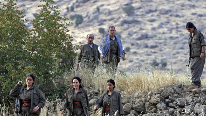 Členové milicí PKK