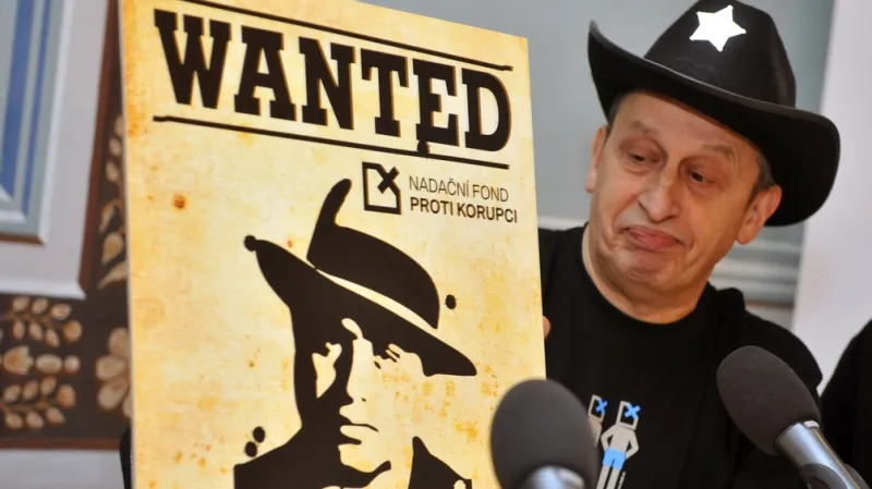 Jan Kraus prezentuje protikorupční kampaň Wanted