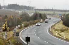Řidičům se otevřel opravený tříkilometrový úsek dálnice D5 u Rokycan