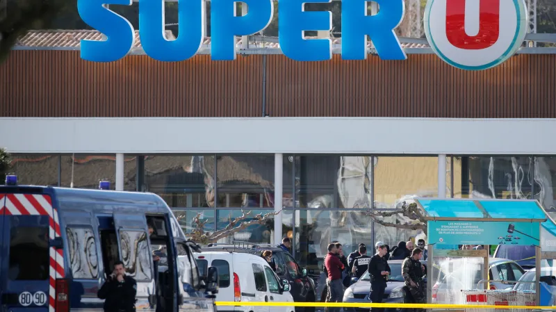 Tisková konference francouzského prokurátora