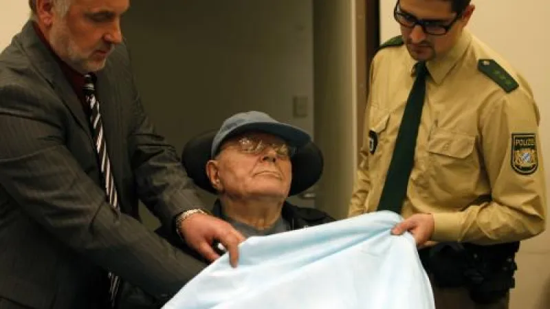 John Demjanjuk před soudem