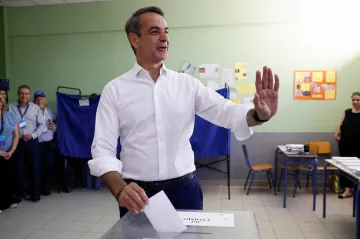Vítězem řeckých parlamentních voleb je podle médií expremiér Mitsotakis