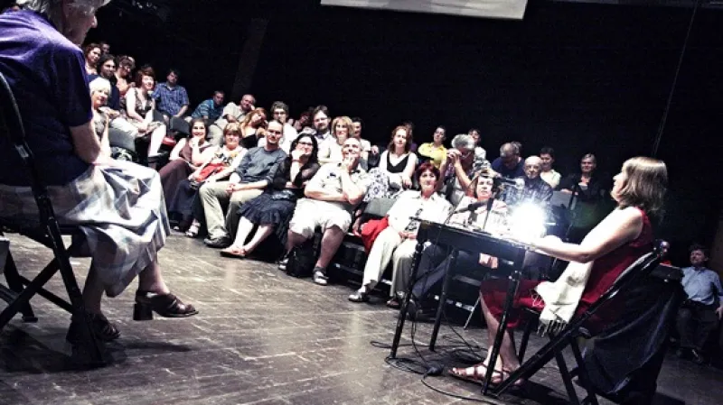 Čtení Magdalény Platzové na Měsíci autorského čtení 2010