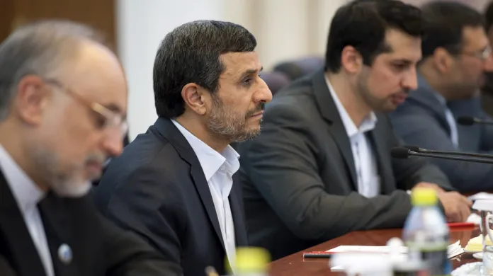 Mahmúd Ahmadínežád v Číně