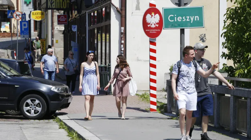 Český Těšín a Cieszyn rozděluje pouze řeka. K sousedům se lidé dostanou během pár minut