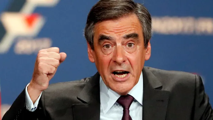 Francie: kandidátem pravice je Fillon