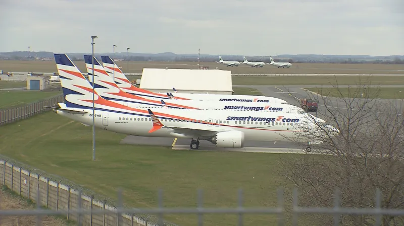 Uzemněné letouny Boeing 737 MAX společnosti Smartwings v Praze