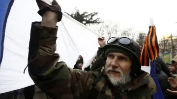 Demonstrace příznivců Ruska na Krymu