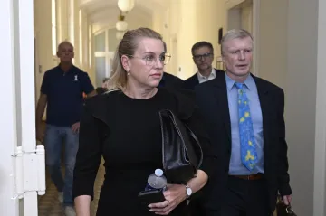 Nejvyšší soud přerušil Kratochvílové výkon trestu