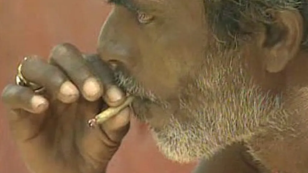 V Indii ode dneška platí zákaz kouření na veřejných místech