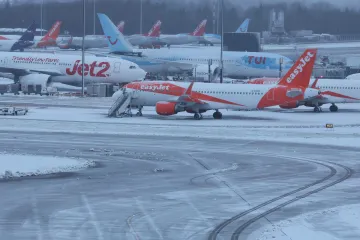 Sníh narušil leteckou dopravu v Evropě