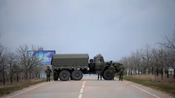 Ruské jednotky blokují silnici do sevastopolského přístavu