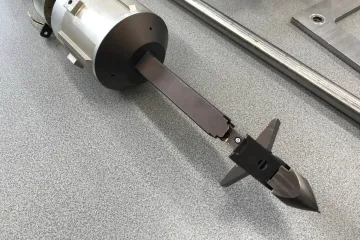 Evropská kosmická harpuna má ničit vesmírný odpad na oběžné dráze