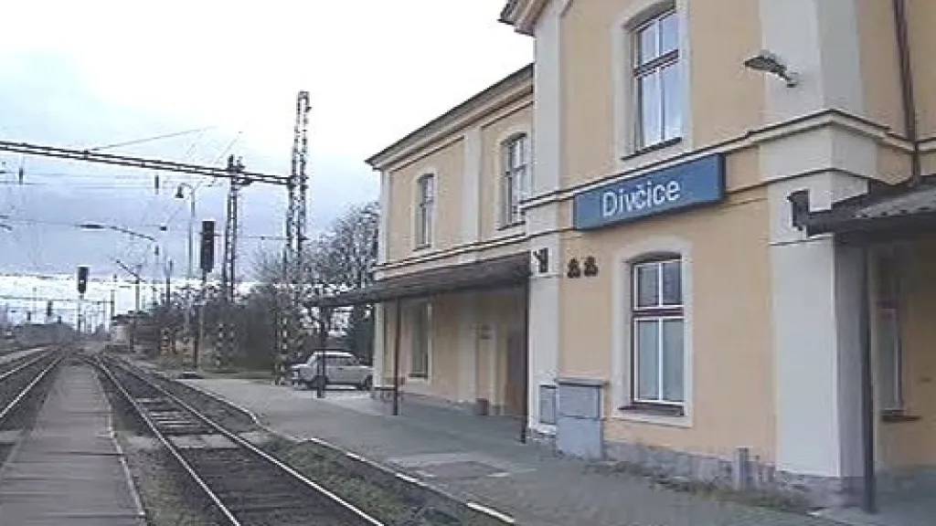 Dívčické nádraží