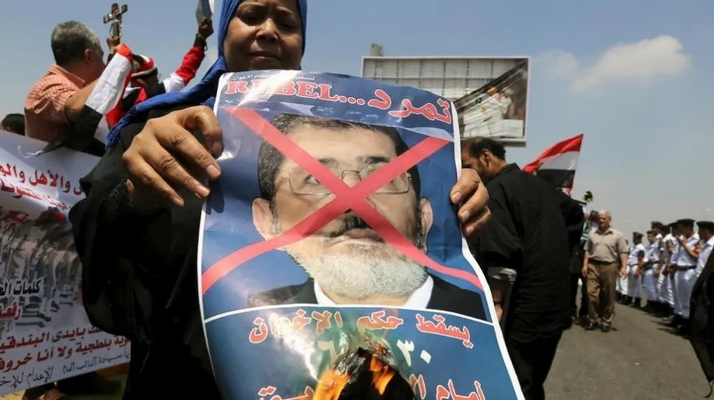 Někdejší protest proti Mursímu