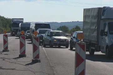 Dopravu na D1 u Brna komplikuje omezení. Tvoří se dlouhé kolony