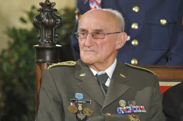 Jiří Zenáhlík strávil desetiletí v komunistických vězeních. Nyní slaví stovku