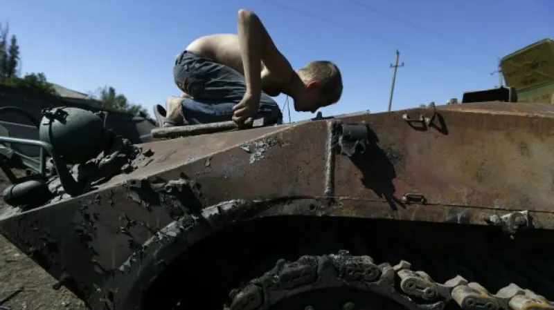 Novinář Dušan Rovenský: Ukrajinská armáda není schopna separatisty porazit