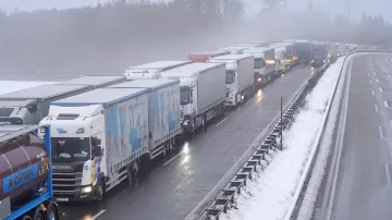 Dopravní zácpa na dálnici A5 v Německu