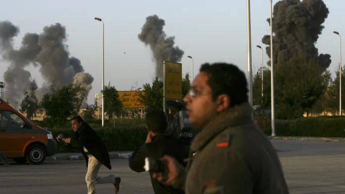 Gaza: Prchající novináři