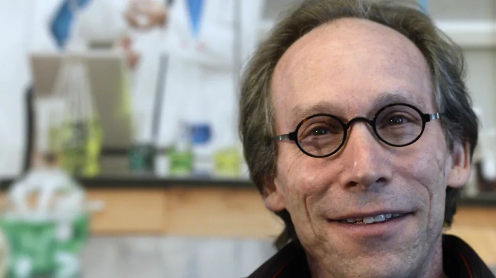 Lawrence M. Krauss