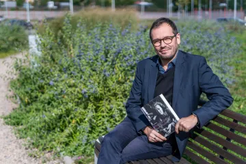 Psaní Posledního deníku Květy Fialové byla pro mě terapie, říká autor knihy Josef Kubáník
