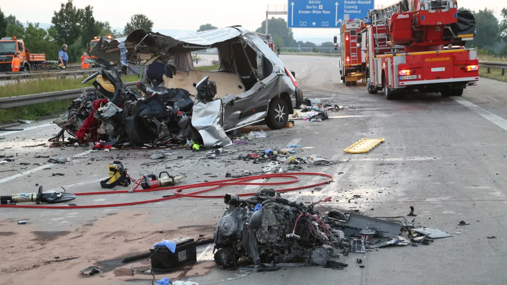 Havárie polského a ukrajinského autobusu u Drážďan
