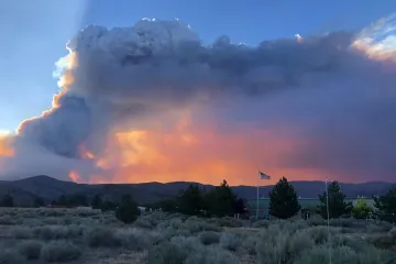 Kvůli požárům chce kalifornská distribuční společnost zakopat tisíce kilometrů elektrického vedení