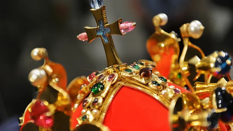 Kopie svatováclavské koruny je vystavena v Českých Budějovicích