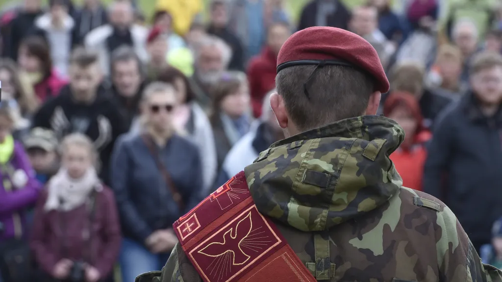 Připomínka parašutistů z roku 2017
