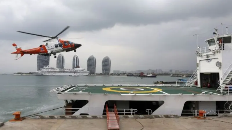 Vietnamci našli v moři podezřelý objekt - zřejmě z pohřešovaného letadla