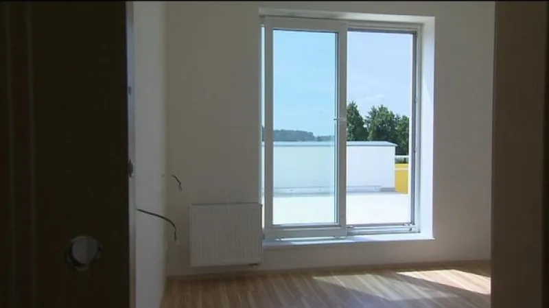 Události: Češi si loni půjčili na hypotékách 155 miliard