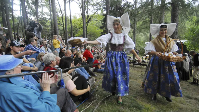 Prodaná nevěsta v Divoké Šárce v roce 2006