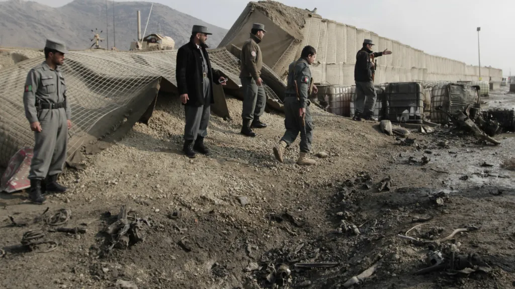 Útok u letiště v Kábulu