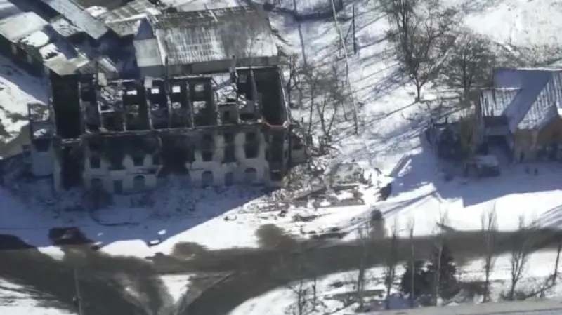 Letecké záběry Debalceve (zdroj: YouTube, Jurij Kasjanov)