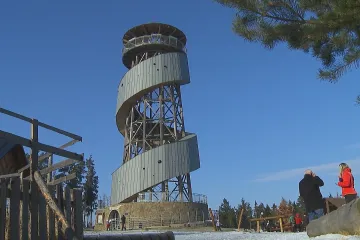 Rozhlednu na Velkém Kosíři museli zavřít. Po čtyřech letech provozu má narušenou statiku
