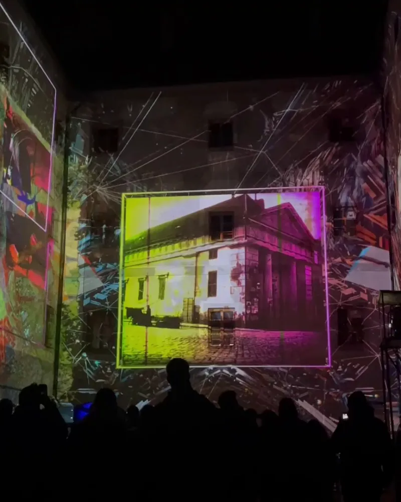 Plzeňský festival světel Blik Blik nabízí nejsložitější projekci v dějinách akce