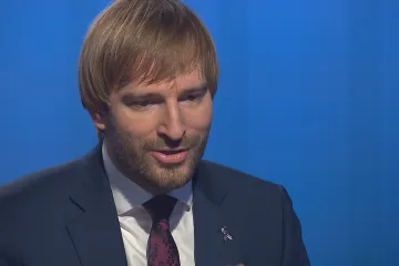 Plošné testování je jen krátkodobým řešením. Očkovací kampaň nestáhneme, uvedl Vojtěch