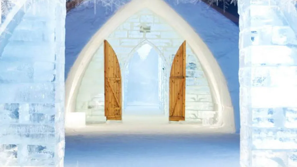 Ice Hotel Canada