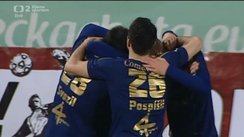 Gól v utkání Olomouc - Slavia: Zahradníček - 1:0 (8. min.)