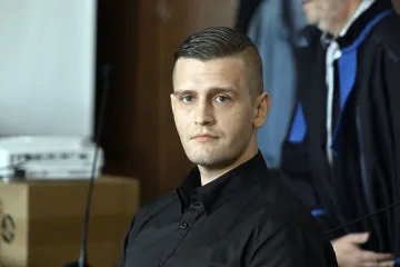 Deset let za rabování na Ukrajině chce prokuratura pro bývalého českého vojáka