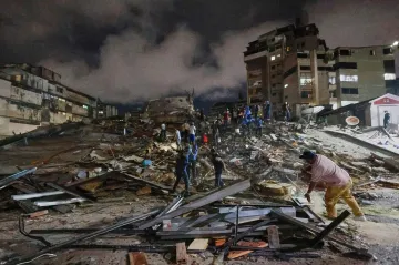 Venezuelu zasáhla dvě silná zemětřesení, v Caracasu se zřítilo několik budov