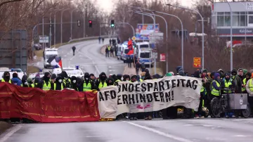 Protest proti sjezdu strany AfD ve městě Riesa