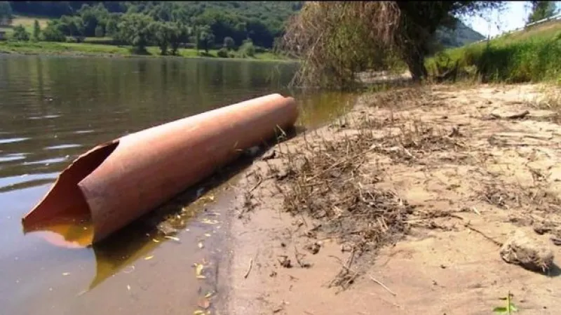 Sucho sužuje zemědělce i lodní dopravu