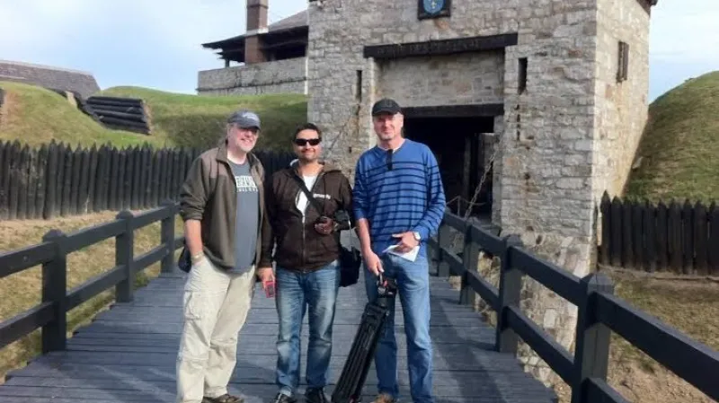 Tvůrci dokumentu před pevností Fort Niagara