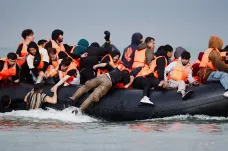 Francie žádá migrační pakt kvůli situaci v Lamanšském průlivu