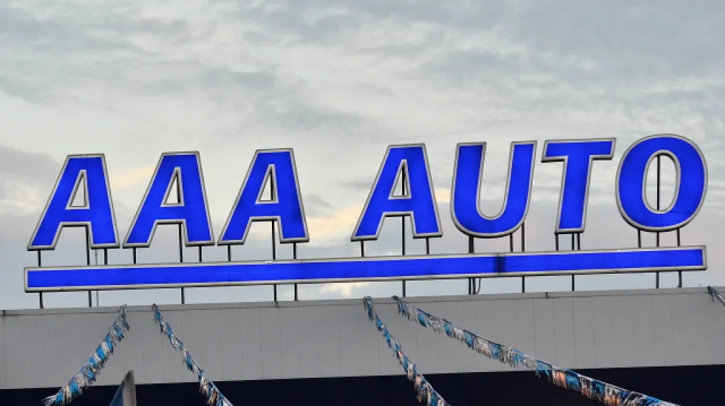 Fond Abris koupí většinový podíl v AAA Auto