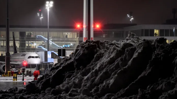 Sníh na mnichovském letišti