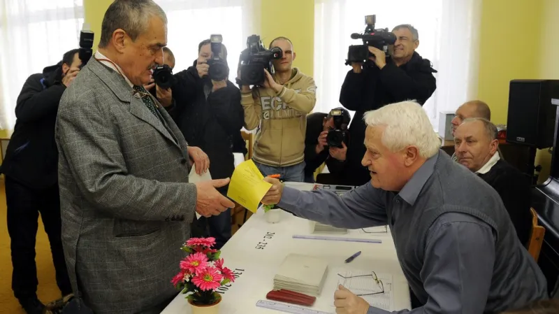 Karel Schwarzenberg odvolil v Sýkořici na Rakovnicku